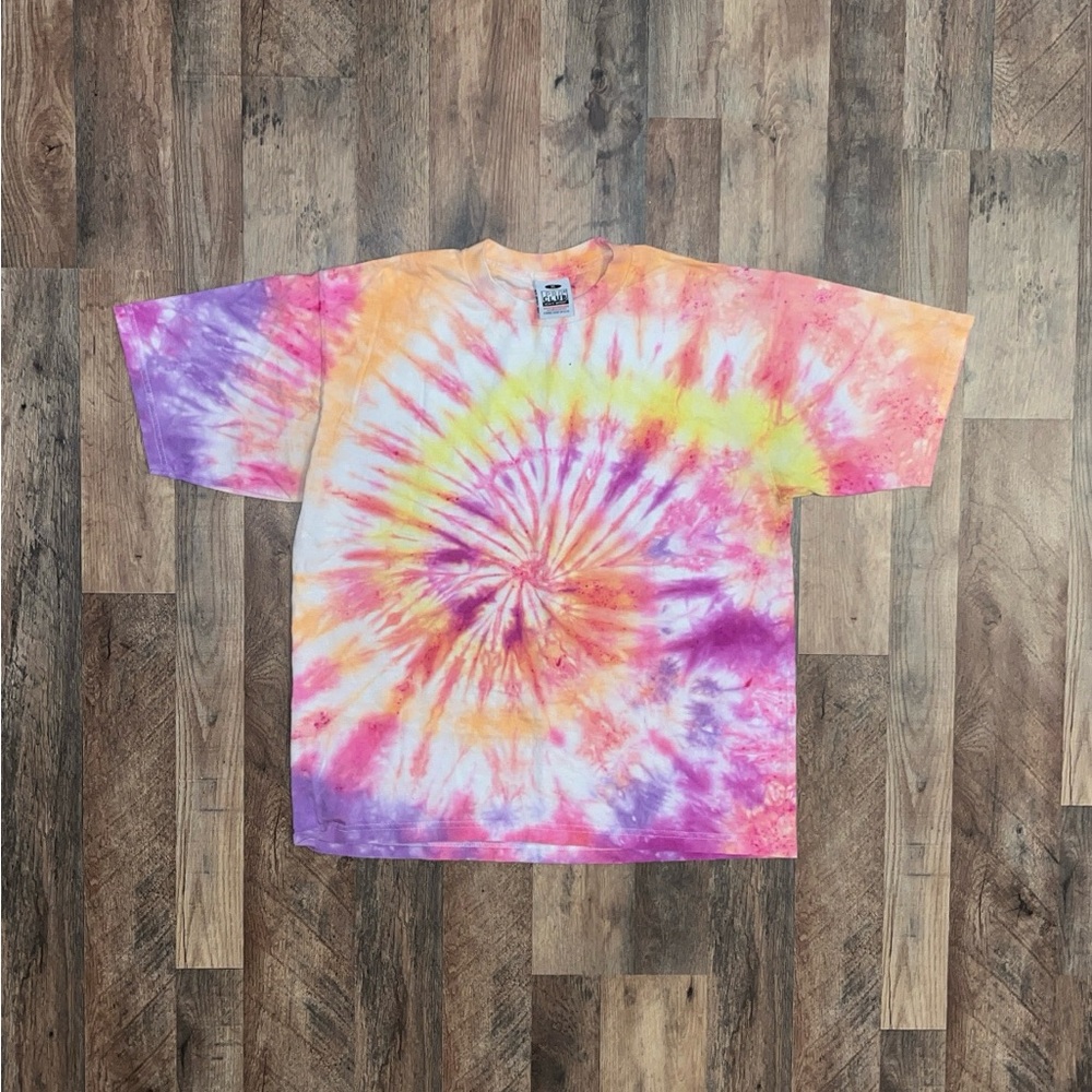 VTG AOP Tye-Dye Colorful T-Shirt (X-Large)